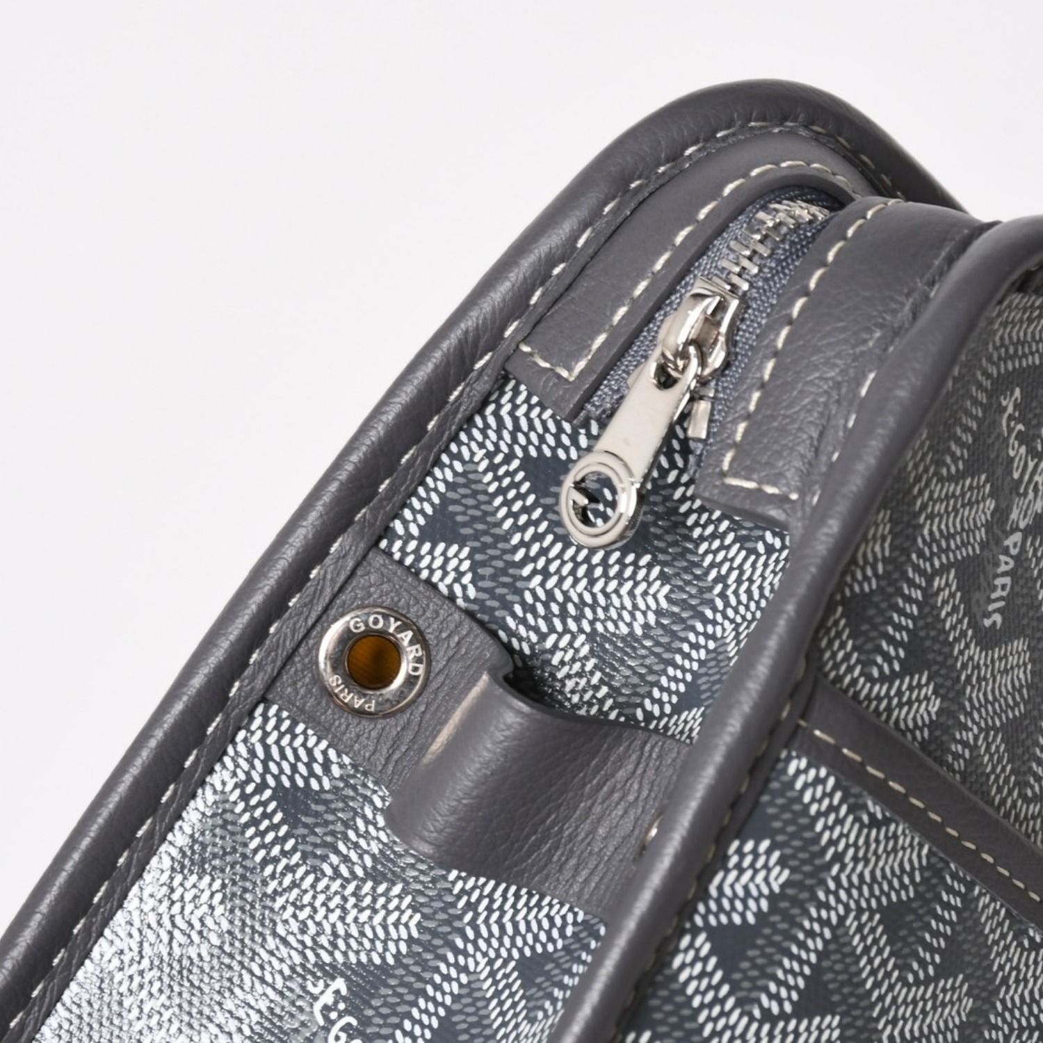 極美品 GOYARD ゴヤール ヘリンボーン ジュバンスMM クラッチバッグ 