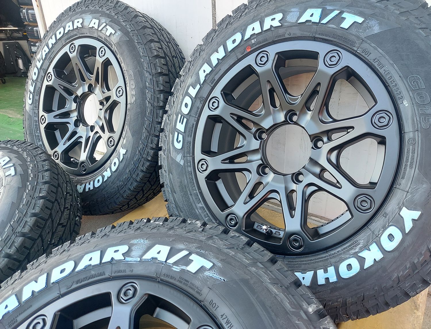 16インチ Bounty Collection BDX08 ヨコハマ YOKOHAMA ジオランダー AT 185/85R16 ホワイトレター ジムニー JA11 JB23 JB64