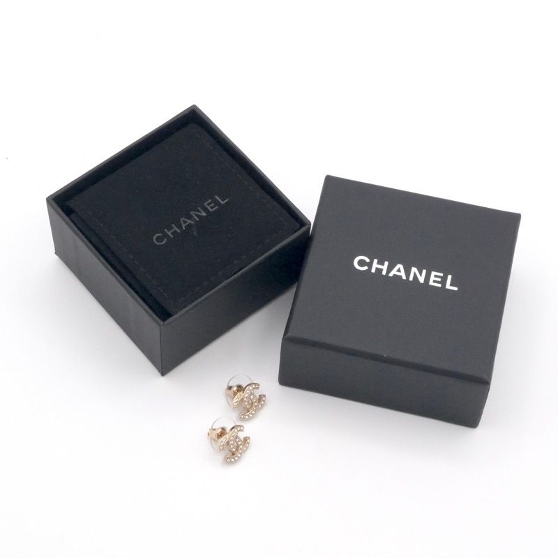 シャネル CHANEL ピアス イヤリング ゴールド ココマーク ライン