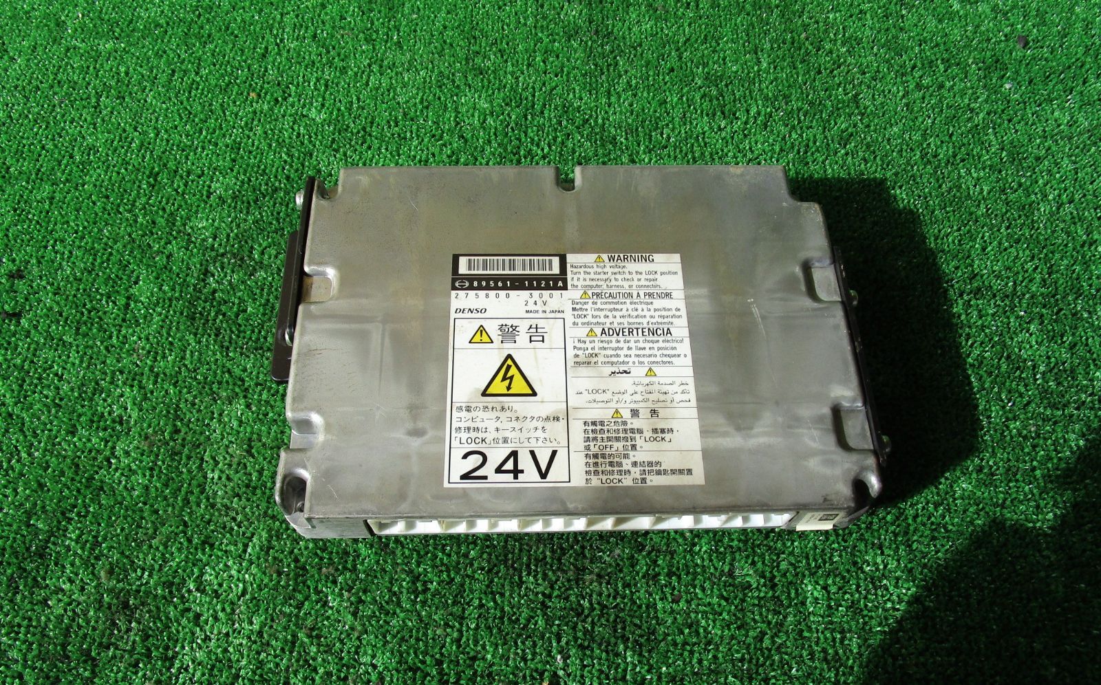 エンジンコンピューター 89561-1121A　　日野 プロフィア SH1EDJ　　C12-17-5716 21,600円