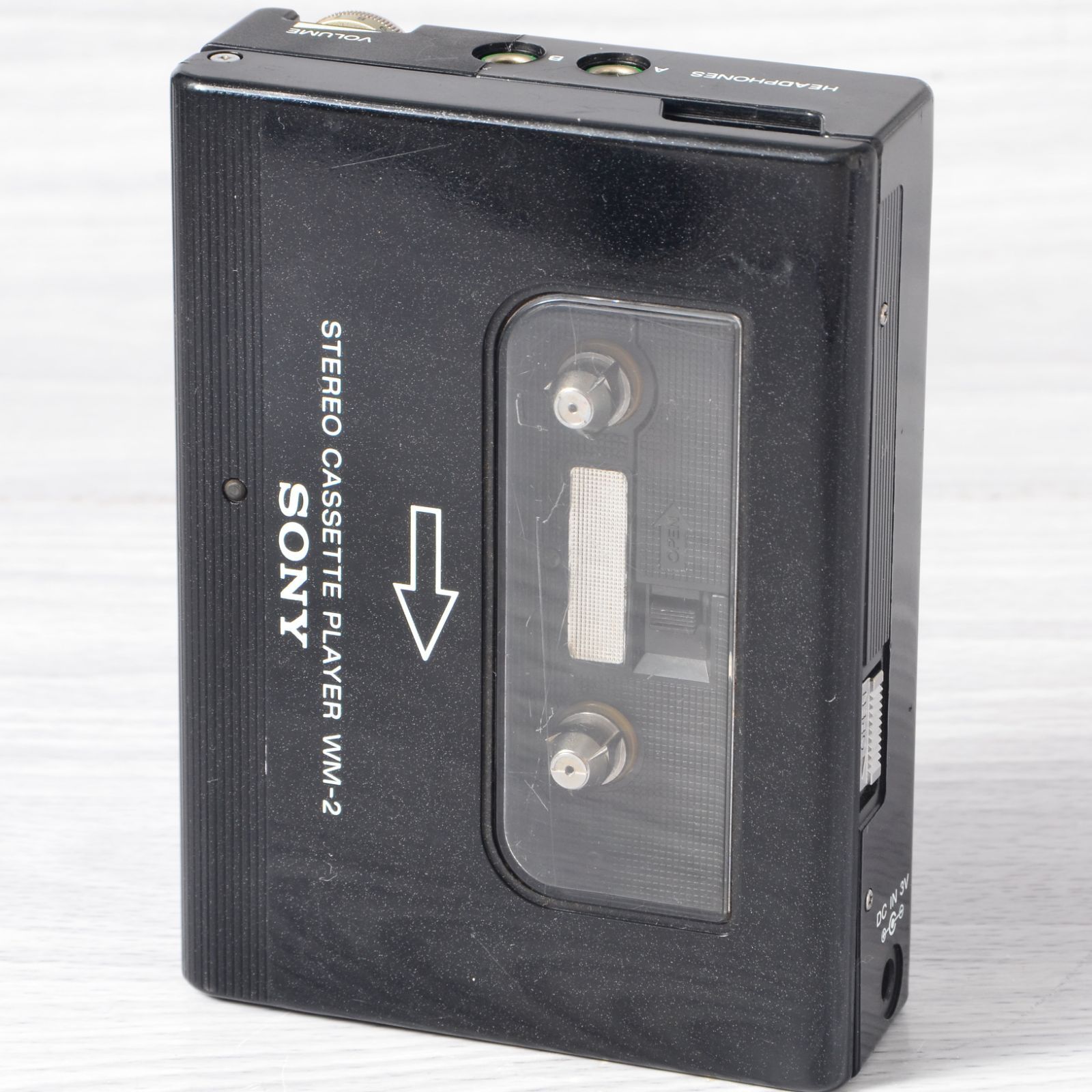 キズだらけでも頑張り音！WM-II (WM-2)SONYカセットウォークマンE SONY WALKMAN WM-2 カセットウォークマン ブラック 整備済 TY453