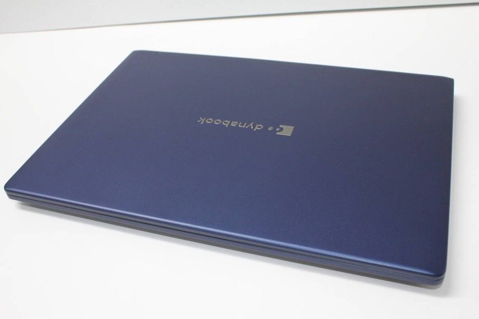 中古ノートPC】東芝〈dynabook X8/Y〉第13世代core i7/SSD512GB/メモリ 