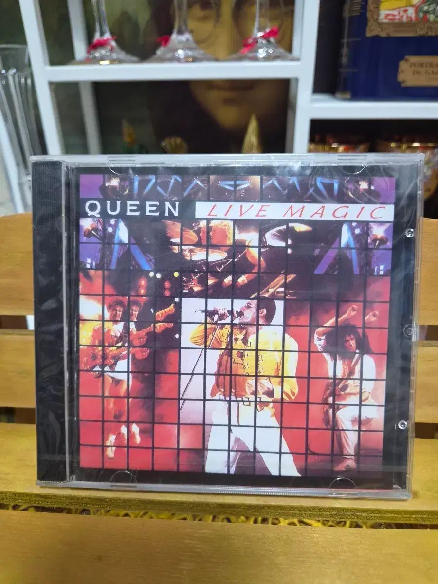CD QUEEN ライブ LIVE マジック（未開封）