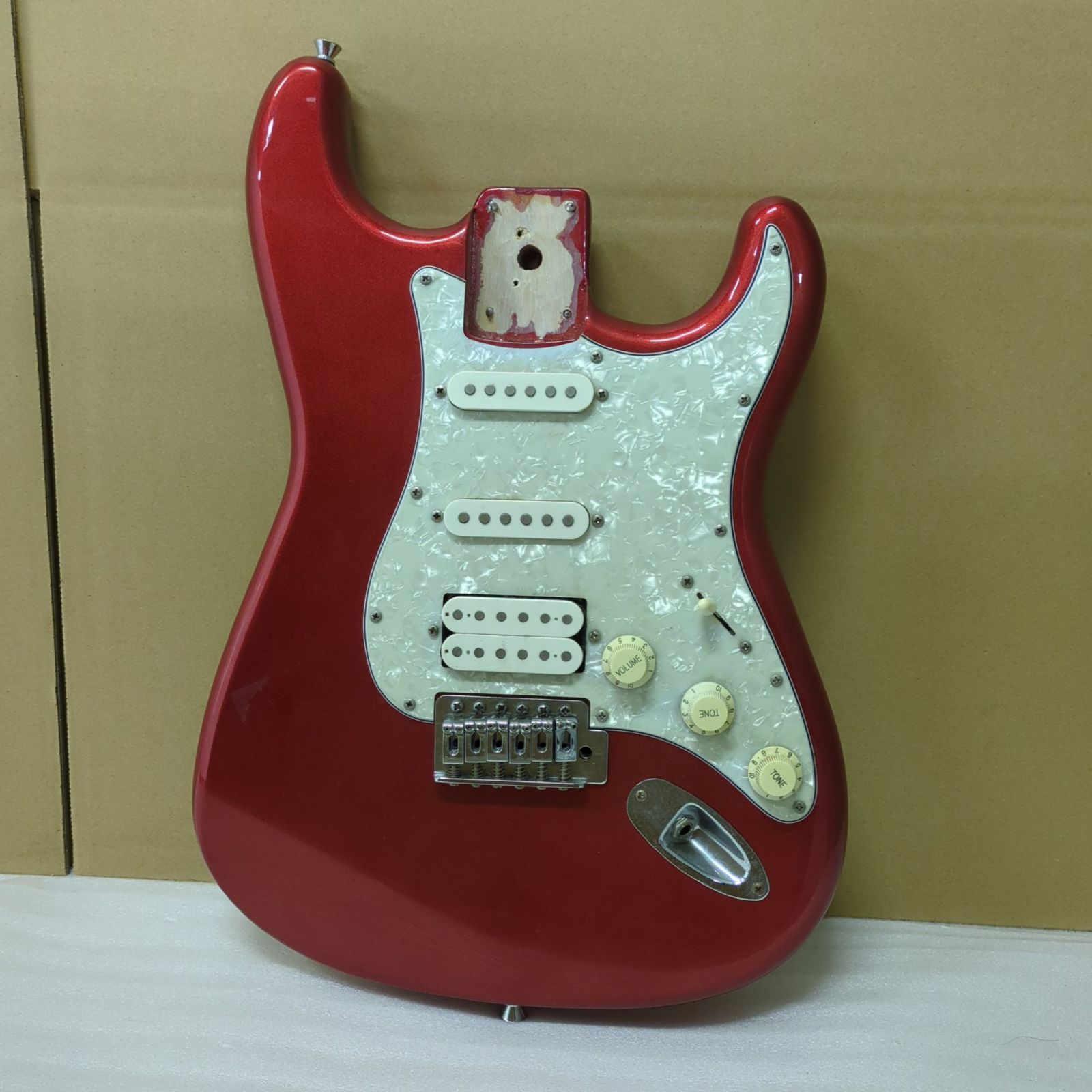 D9639】SELVA製 ストラトキャスタータイプ エレキギター レッド ※現状