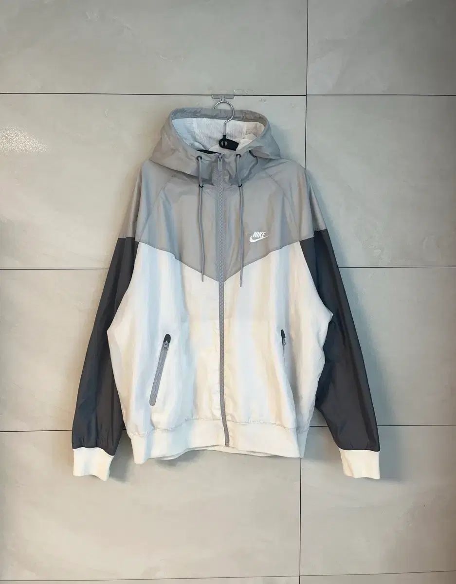 ナイキ ウィンドランナー ウィンドブレーカー 2XL