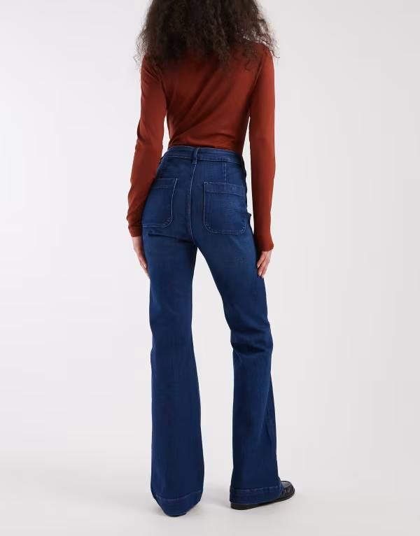 オンリー レディース ボトムス デニムパンツ ハイウエスト ジーンズ ONLY Madison pocket detailing high waist flared jeans in dark Blu