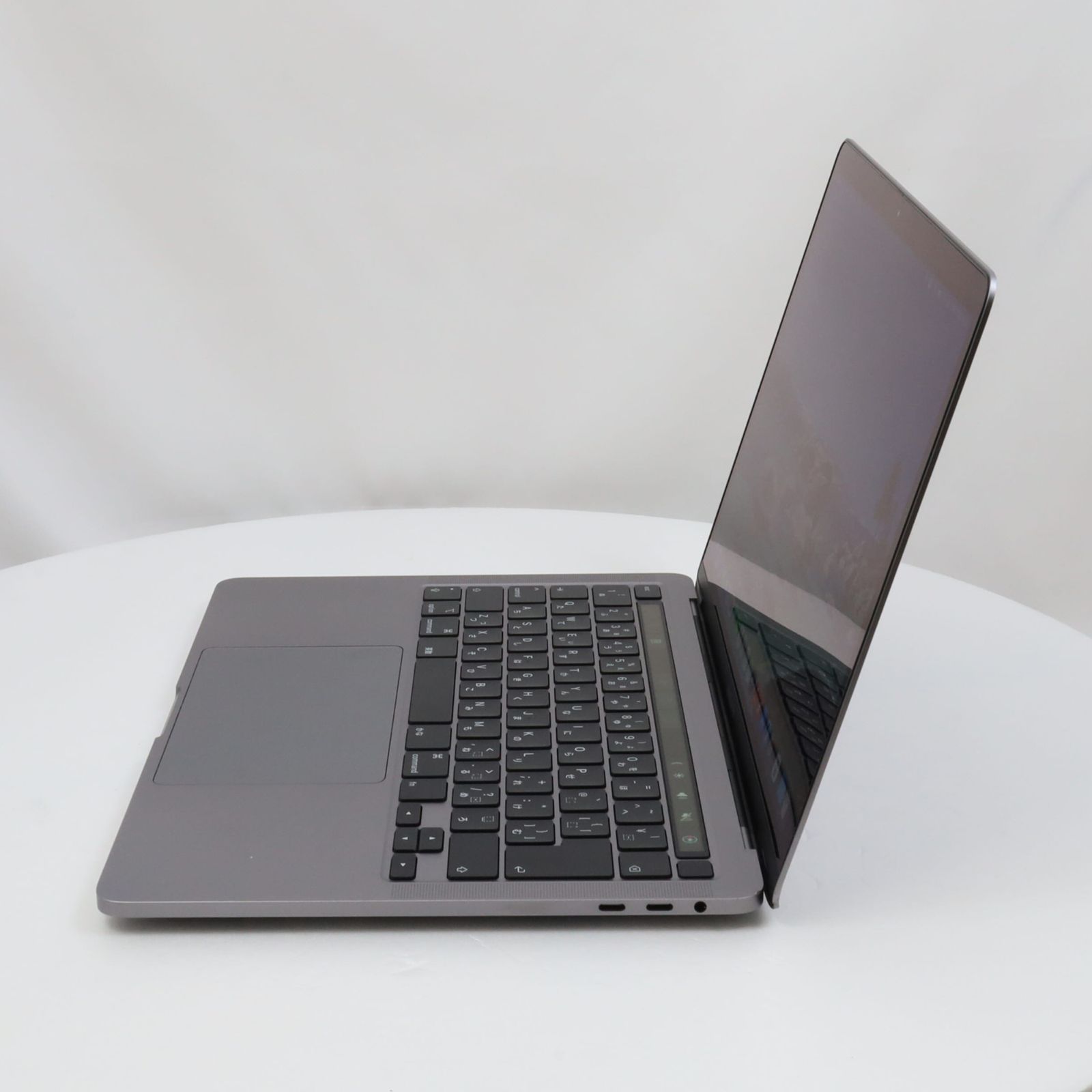 MacBook Pro 13-inch 2020 Four Thunderbolt 3 ports【ランク：D