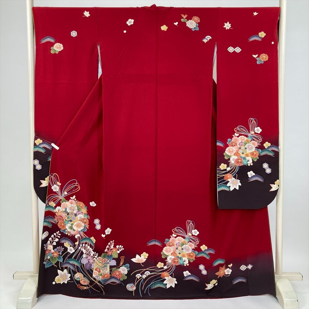 たんす屋 TANSU-YA 着物 リユース着物 振袖 赤 フォーマル ちりめん 四季花 薬玉文様 貝桶 金駒刺繍 袷 絹 洗い済 【身丈】162cm【裄丈】69.5cm 7650004263203