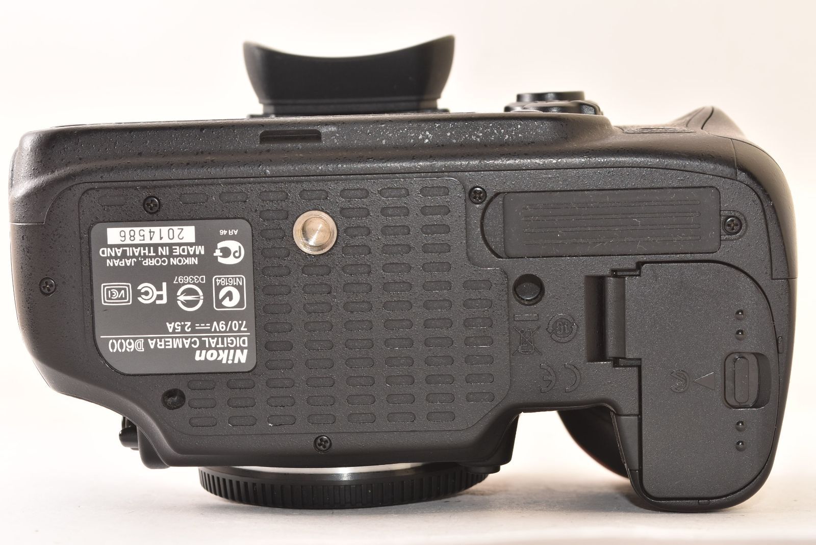 ☆美品☆ Nikon ニコン D600 ボディ デジタル一眼レフカメラ 2606121