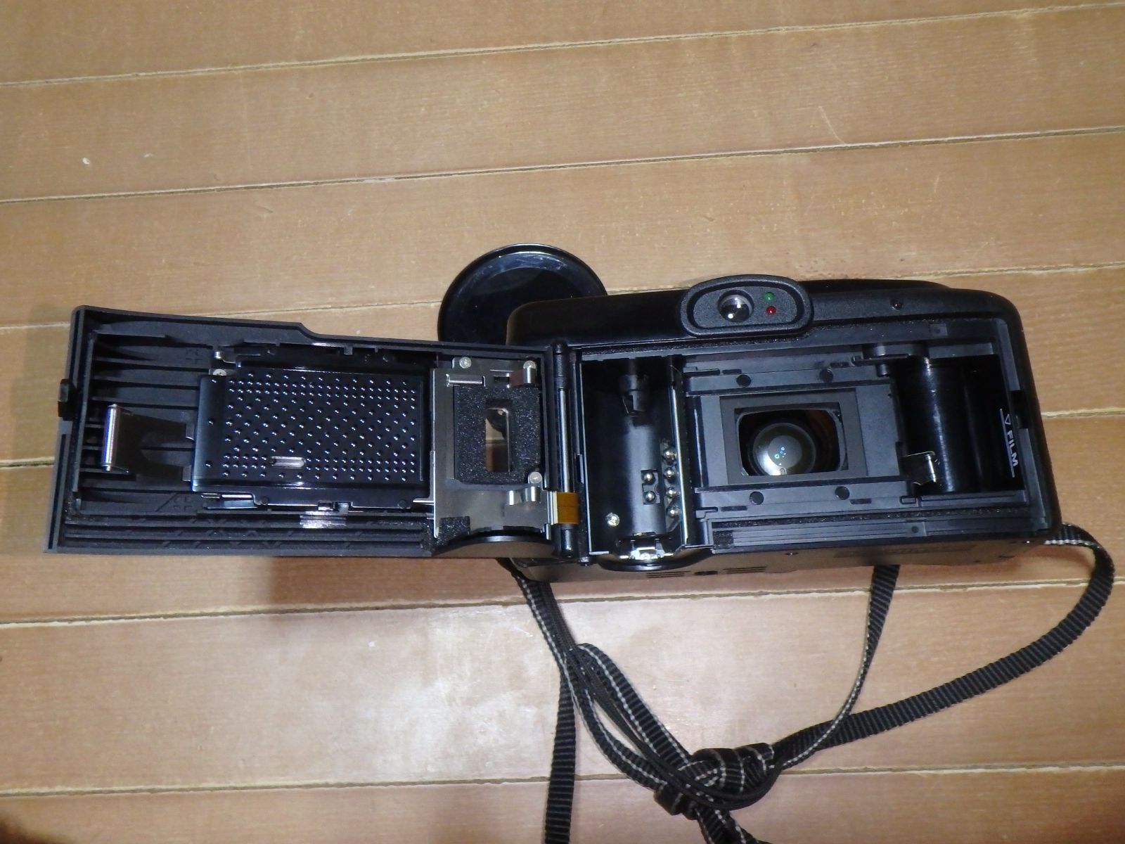 CANON AUTOBOY ZOOM 105 フィルムカメラ 現状品 - メルカリ