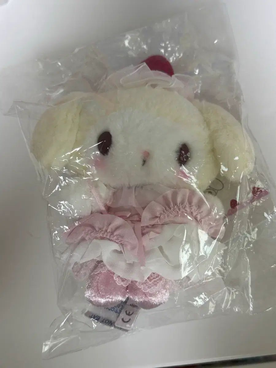 マイメロディ ショートケーキ マスコット 新品未開封 ぬいぐるみ