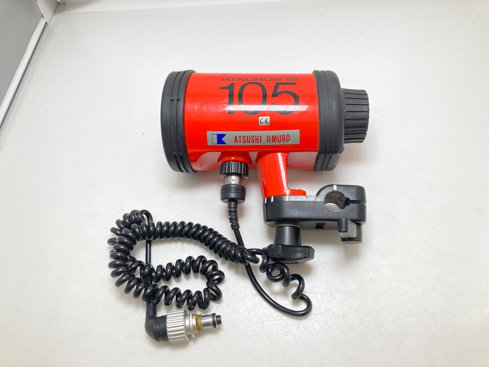 Nikon NIKONOS-V 、SB-105 水中カメラ ストロボ セット Nikon ニコン NIKONOS SB 105 水中用ストロボ - メルカリ