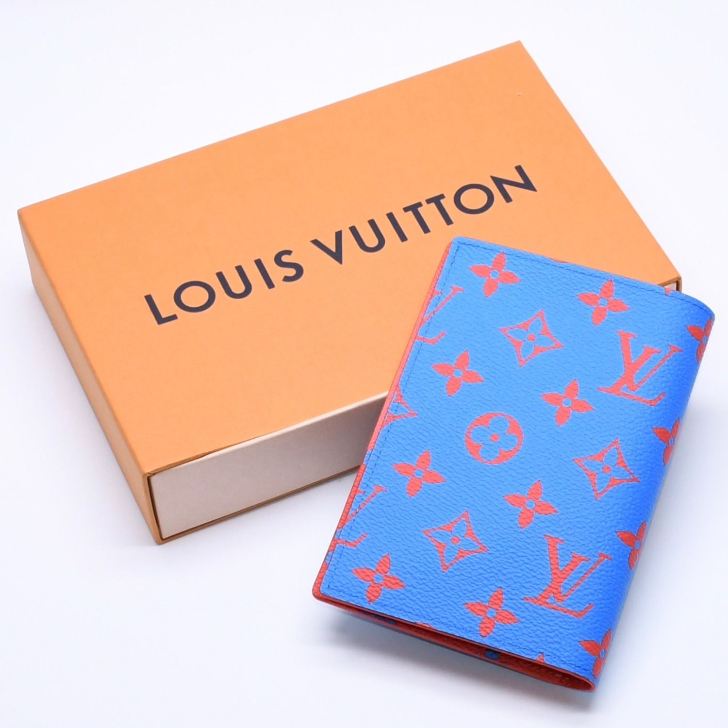 ルイヴィトン パスポール モノグラム パスポートケース 新品未使用 LOUIS VUITTON ルイヴィトン クーヴェルテュール