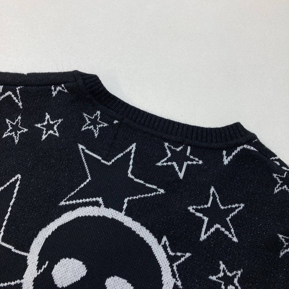 サイズ：S MARK&LONA マークアンドロナ  Vネックニットセーター ウール混 星柄 ブラック系 [240101722810] ゴルフウェア レディース ストスト サイズ：S MARK&LONA マークアンドロナ Vネックニットセーター ウール