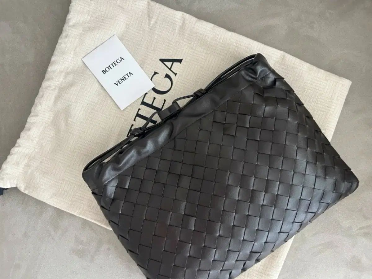 BOTTEGA VENETA ボッテガ・ヴェネタ ダストバッグ Mサイズ 携帯用 796728V3IV1 2132