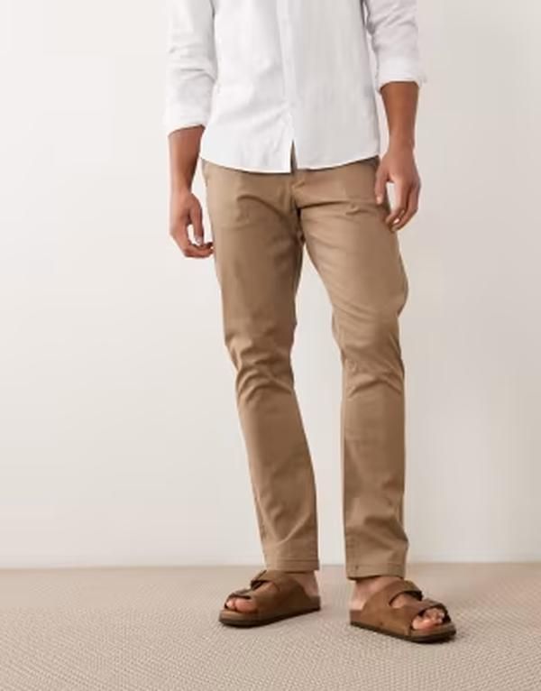 エイソス メンズ ボトムス カジュアルパンツ スリムフィット ASOS DESIGN slim fit chinos in tan タン