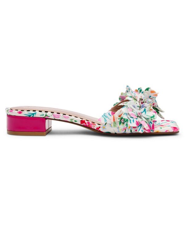 ベッツィジョンソン レディース シューズ スリッポン・ローファー サンダル Betsey Johnson Womens Glorria SlipOn Dressandals Natural Flora
