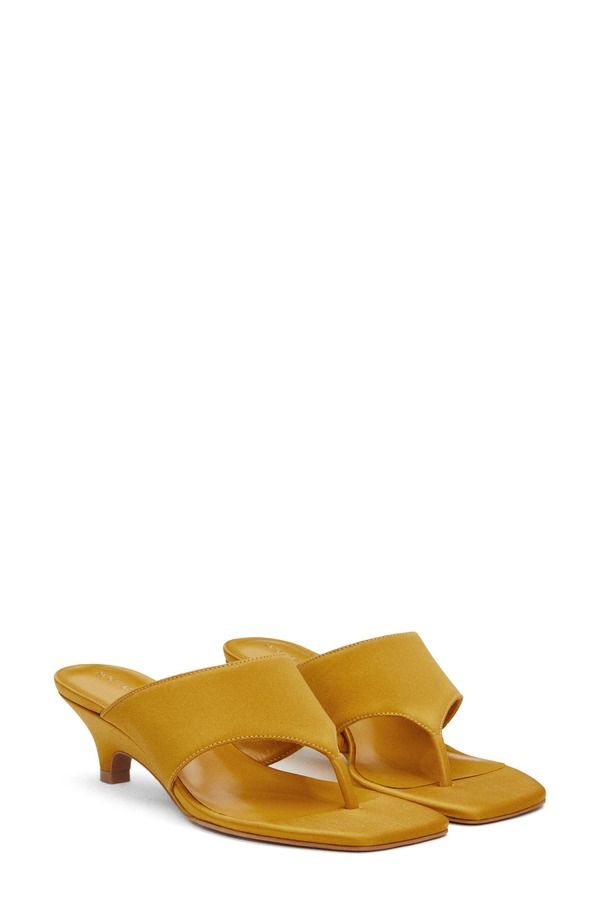 リフォーメーション レディース シューズ ヒール サンダル Reformation Sherlyn Wedge Thong Sandal Honey Mustard Satin マスタード