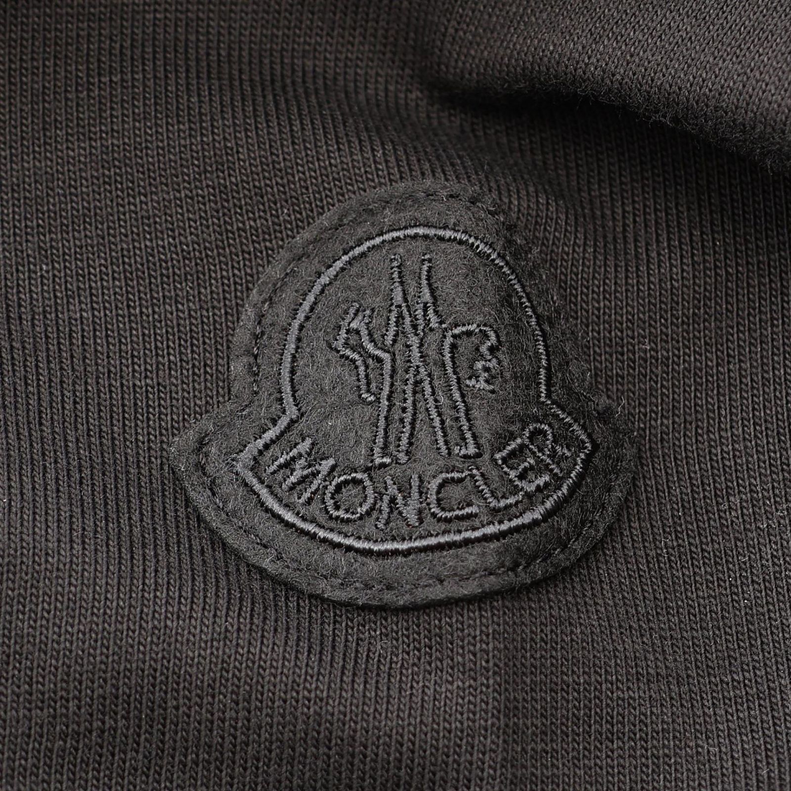 モンクレール MONCLER 半袖Tシャツ グラフィックモチーフ L10918C0003489B8U999 コットン Tシャツ メンズ 新品
