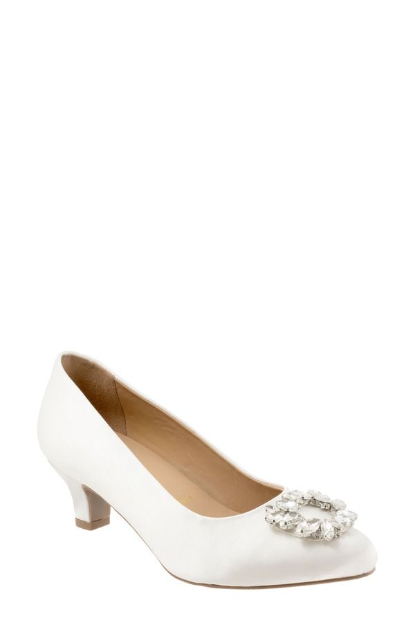 トロッターズ レディース シューズ パンプス ヒール Trotters Kate Kitten Heel Pump White Satin ホワイト