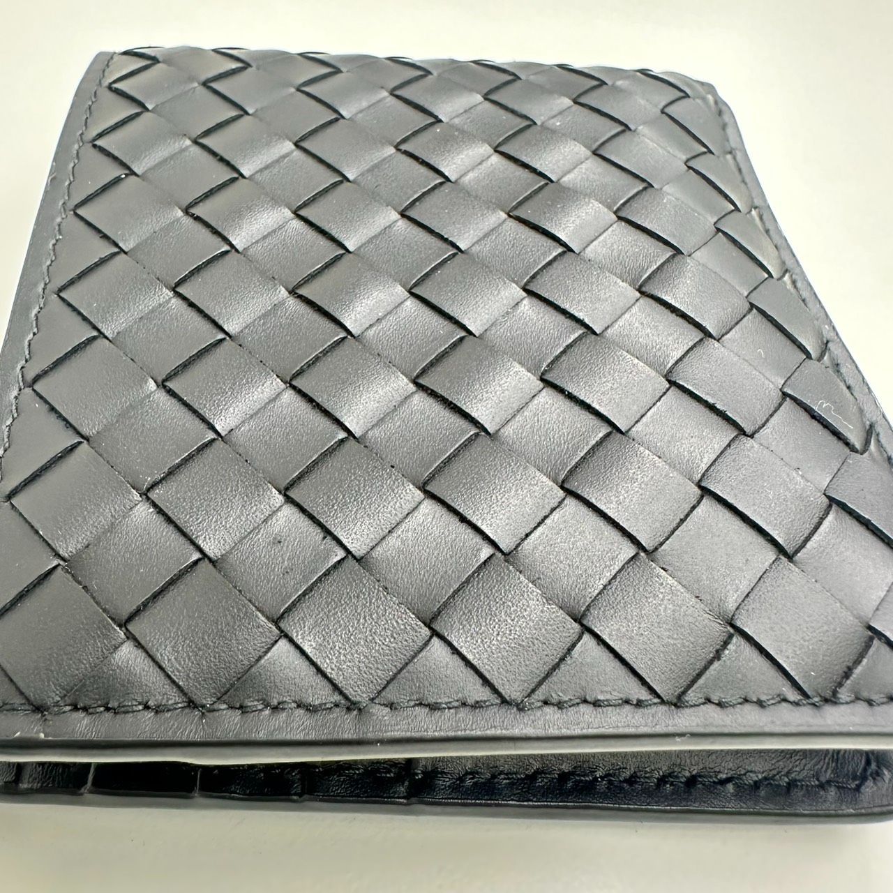 錦】美品 Bottega Veneta ボッテガヴェネタ イントレチャート 二つ折り