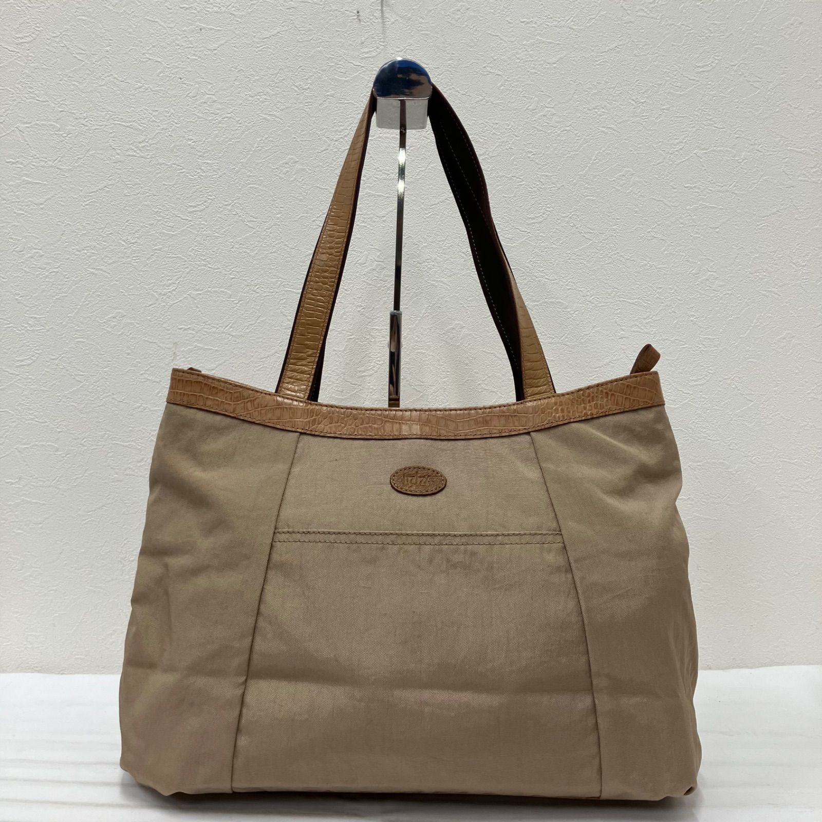 Y3538 IBIZA イビサ イビザ トートバッグ ナイロン レザー ベージュ