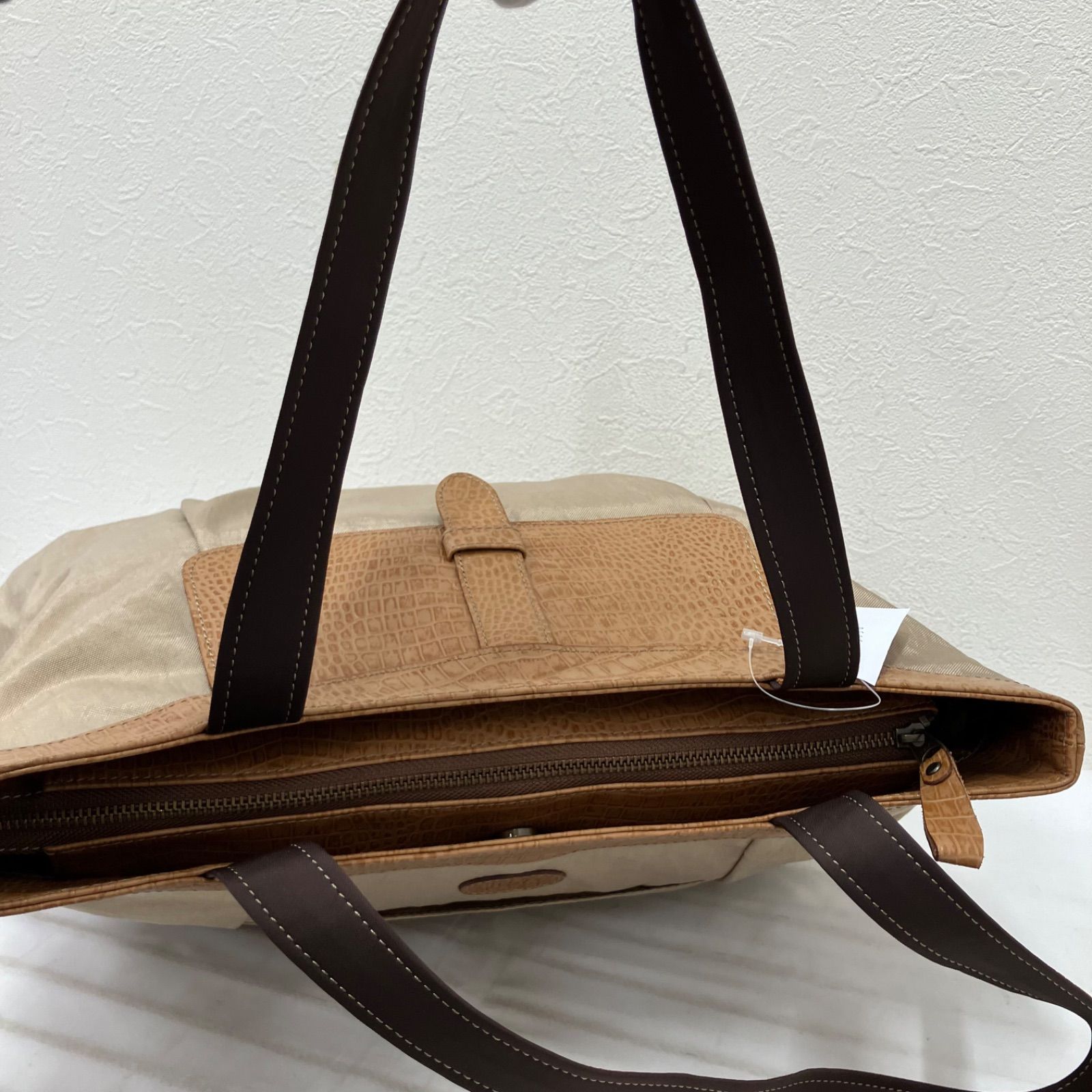 Y3538 IBIZA イビサ イビザ トートバッグ ナイロン レザー ベージュ