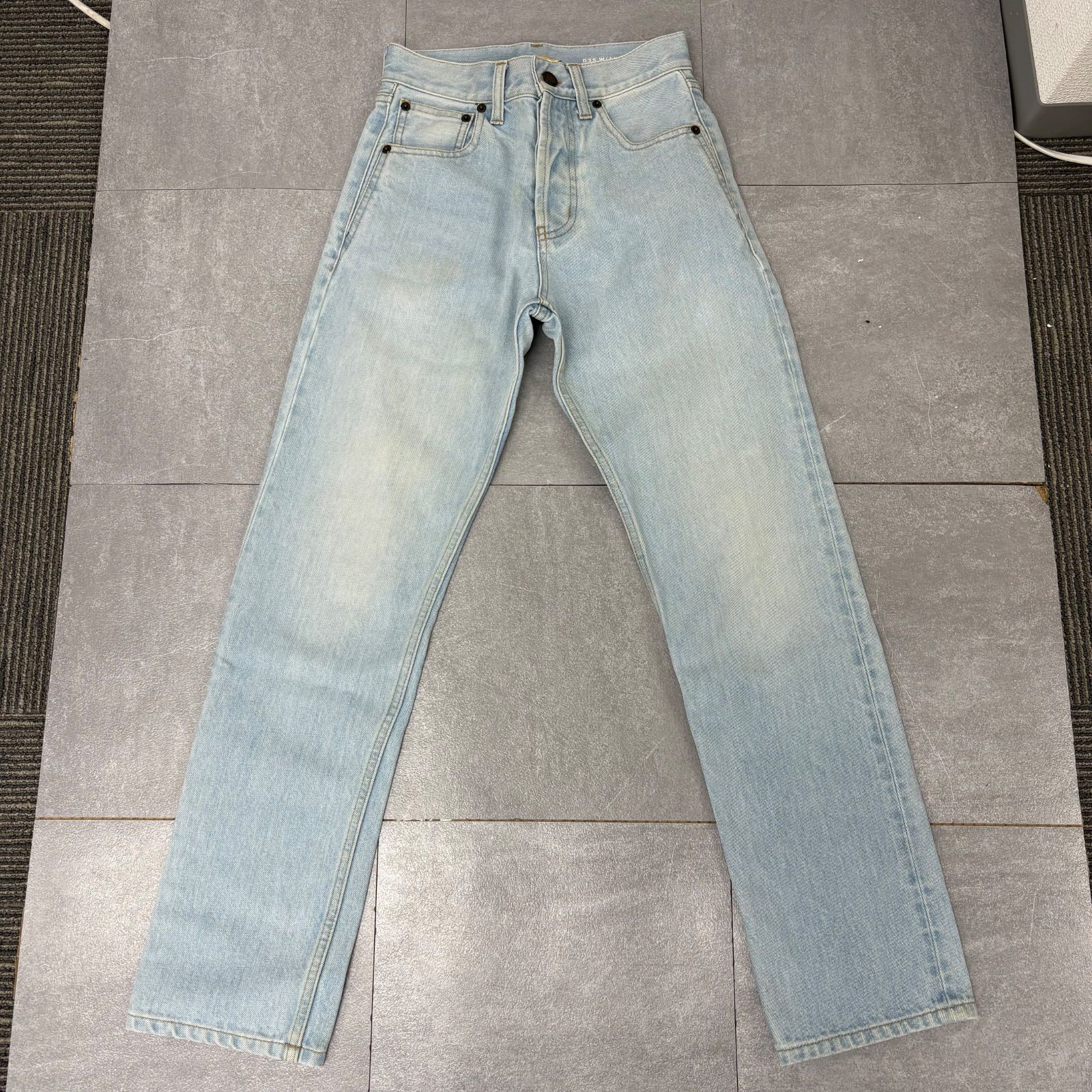 RA41 SAINT LAURENT YSL サンローラン デニム 24 水色 6,930円