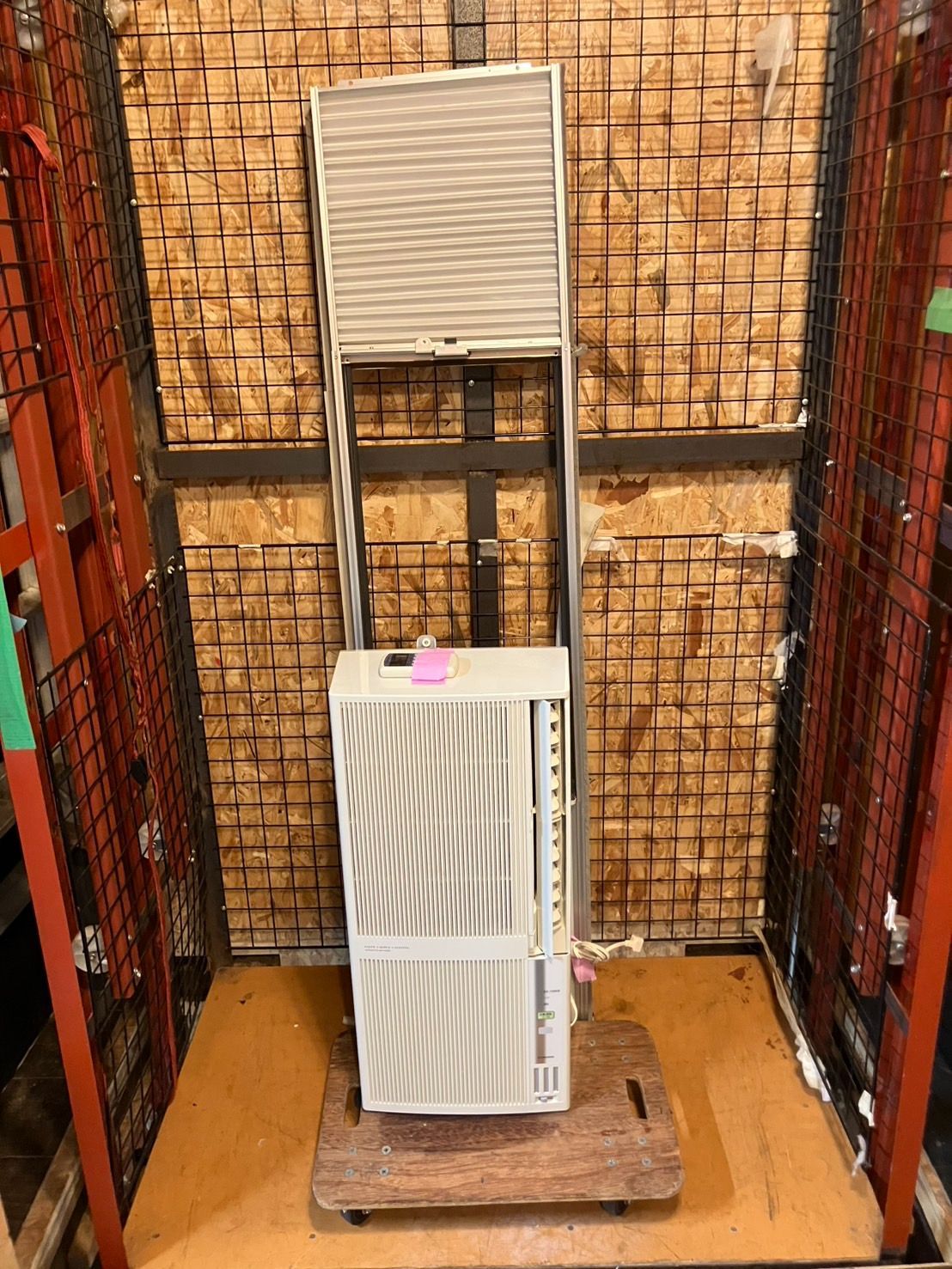 中古】大阪引取限定 CORONA 窓用エアコン CWH-A1817 本体 冷暖房兼用