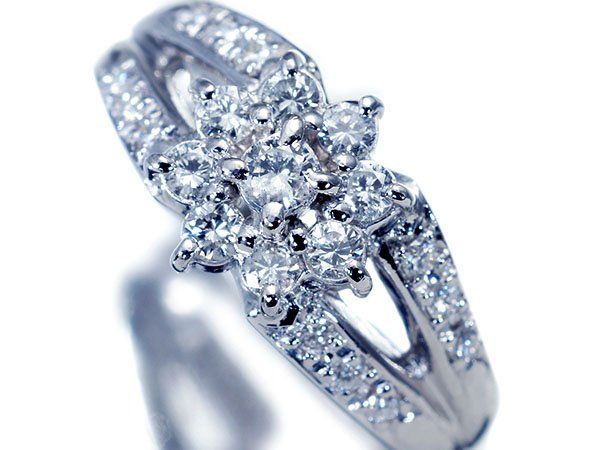 【ジュエリー極】キラキラフラワーデザイン！良質天然ダイヤモンド0.41ct 高級Pt900リング h8659uk【送料無料】