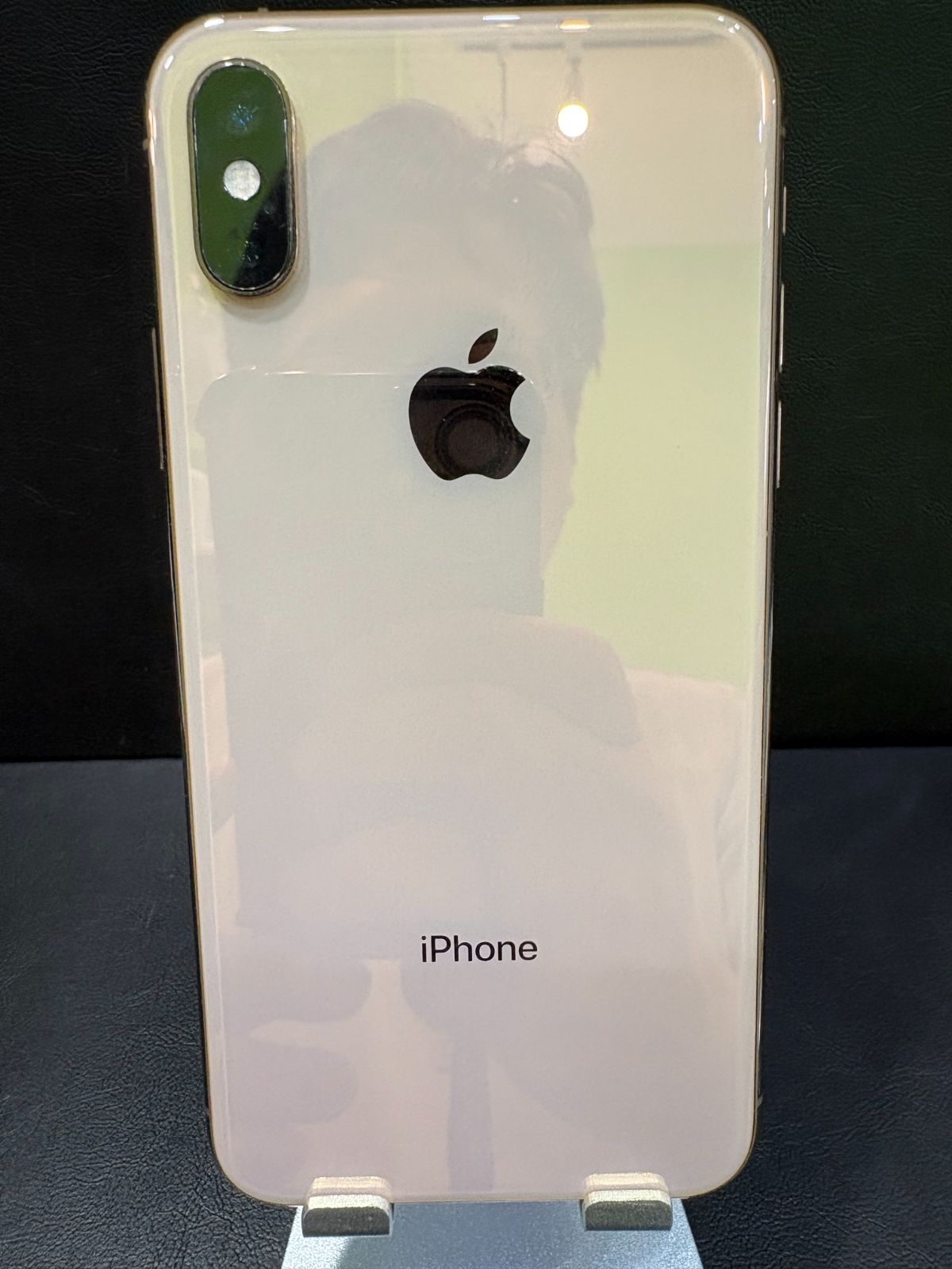 iPhone Xs 64GB ゴールド SIMフリー 美品 - メルカリ