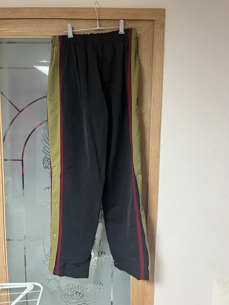 ブラインドファイルズ1トラックパンツ 21,470円