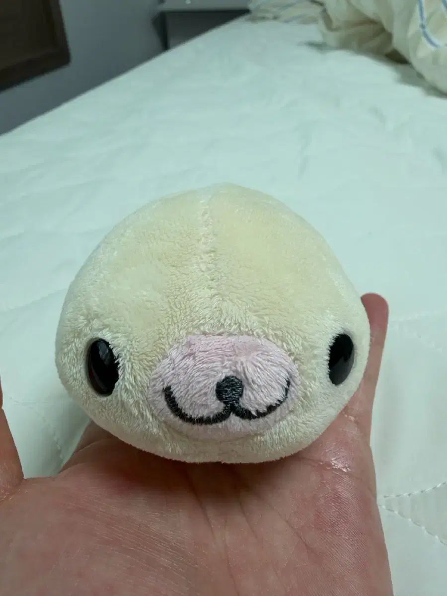 マメゴマいちご麻ぬいぐるみ