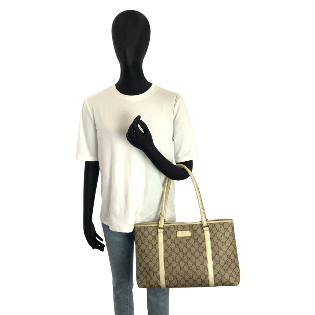GUCCI グッチ ベージュ アイボリー シルバー金具 GGスプリーム