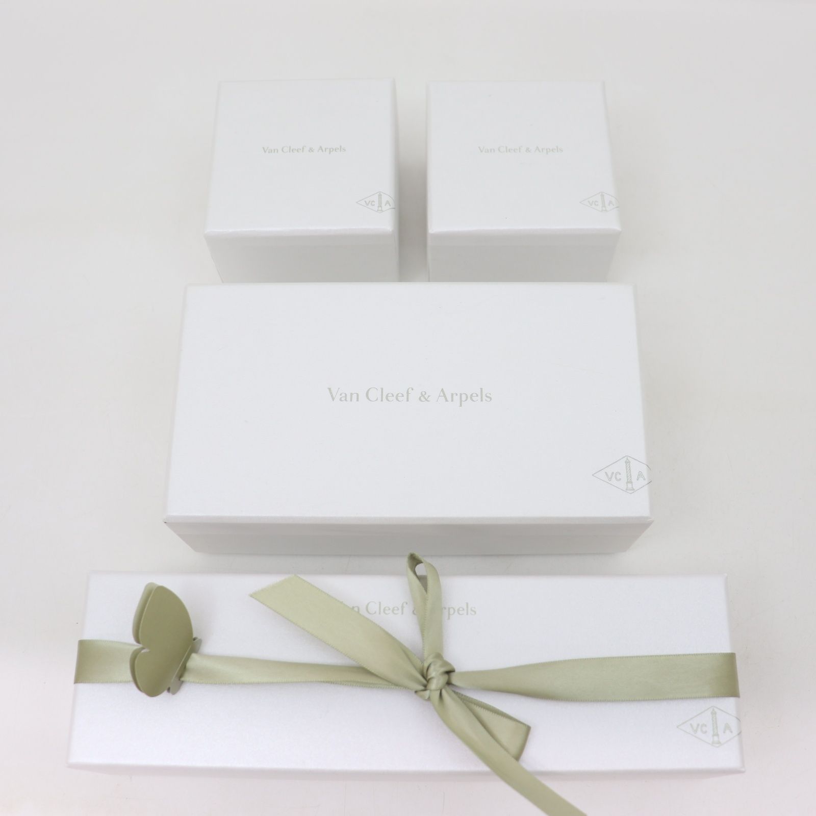 ヴァンクリーフ&アーペル　スエード製アクセサリーケース 3点セット ITI0GVAUZ3U6 Van Cleef & Arpels ヴァンクリーフ&アーペル BOX ケース