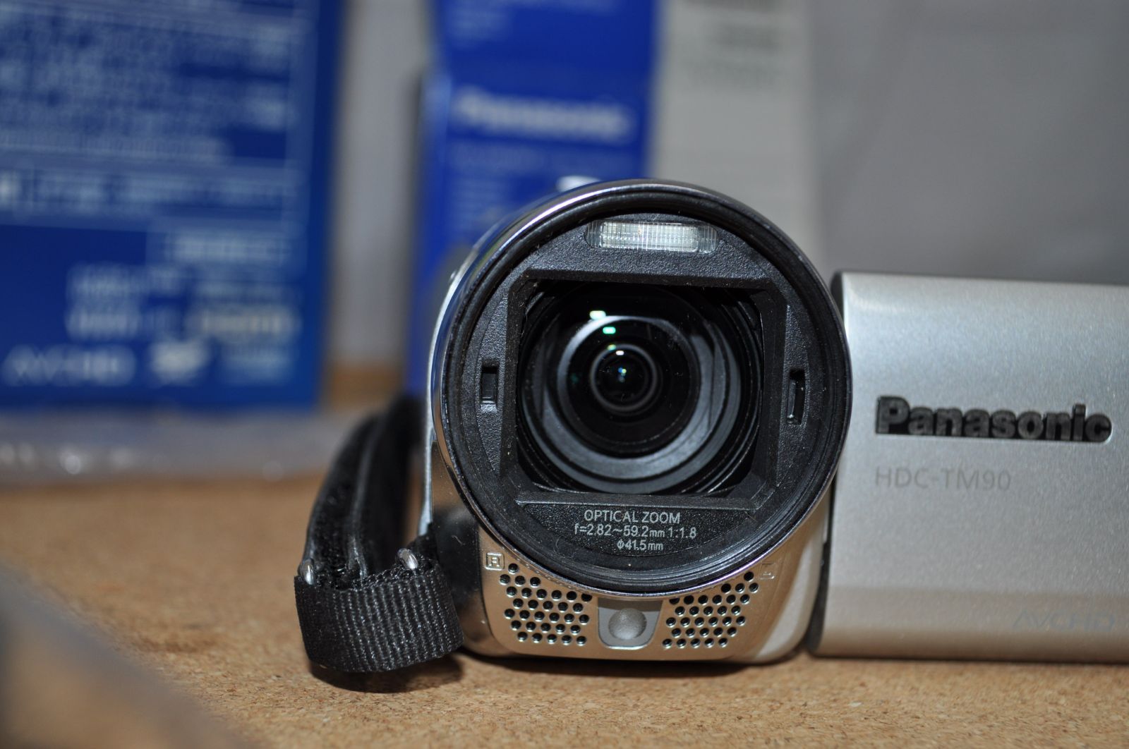 中古品 簡易動作確認済み 箱入り Panasonic HDC-TM90 デジタルビデオ