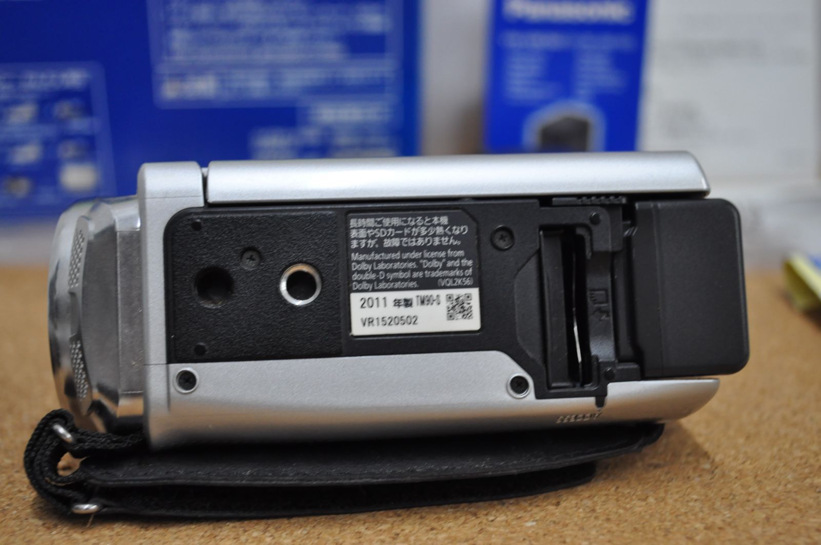 中古品 簡易動作確認済み 箱入り Panasonic HDC-TM90 デジタルビデオ