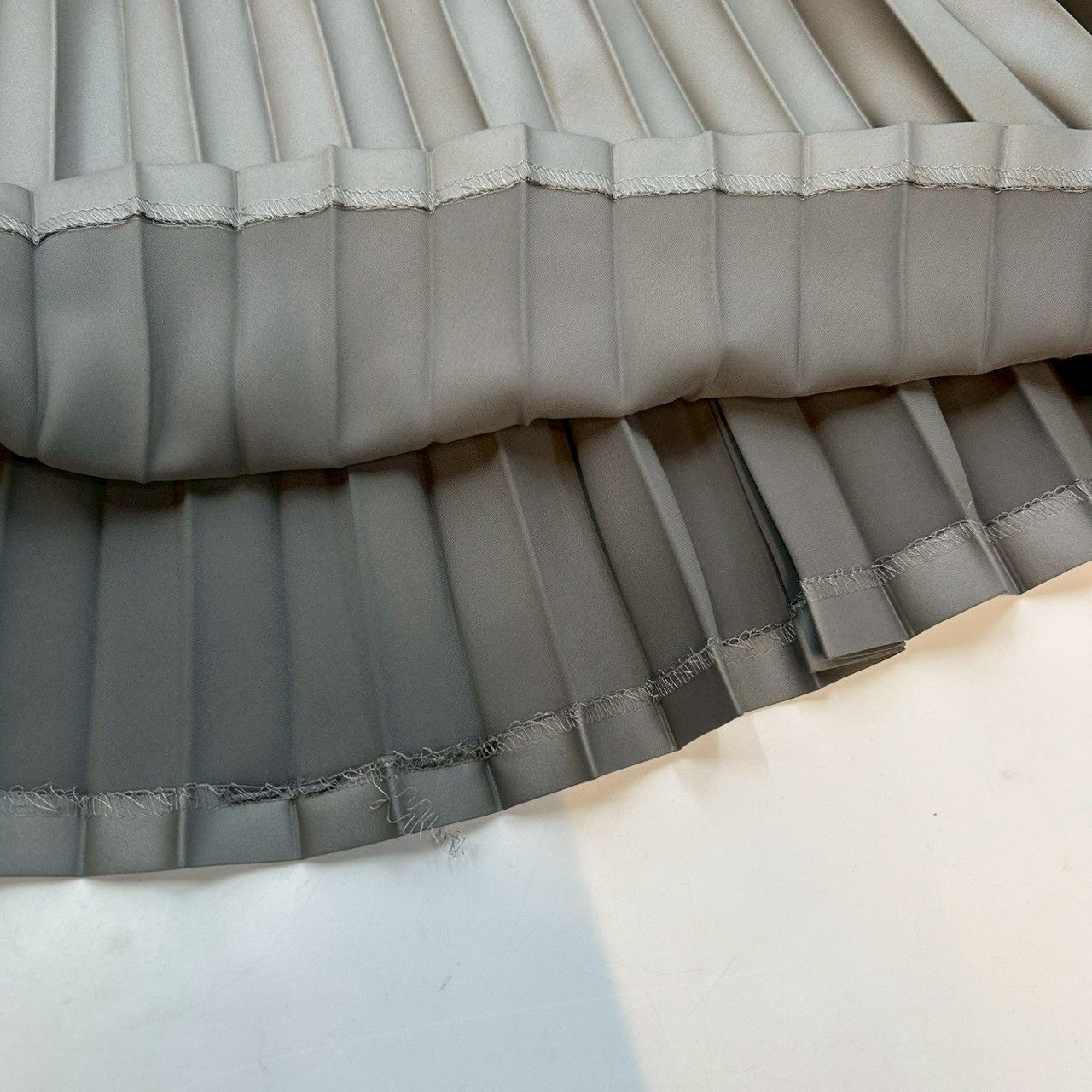 08sircus 08サーカス gross satin pleats skirt グロスサテンプリーツ