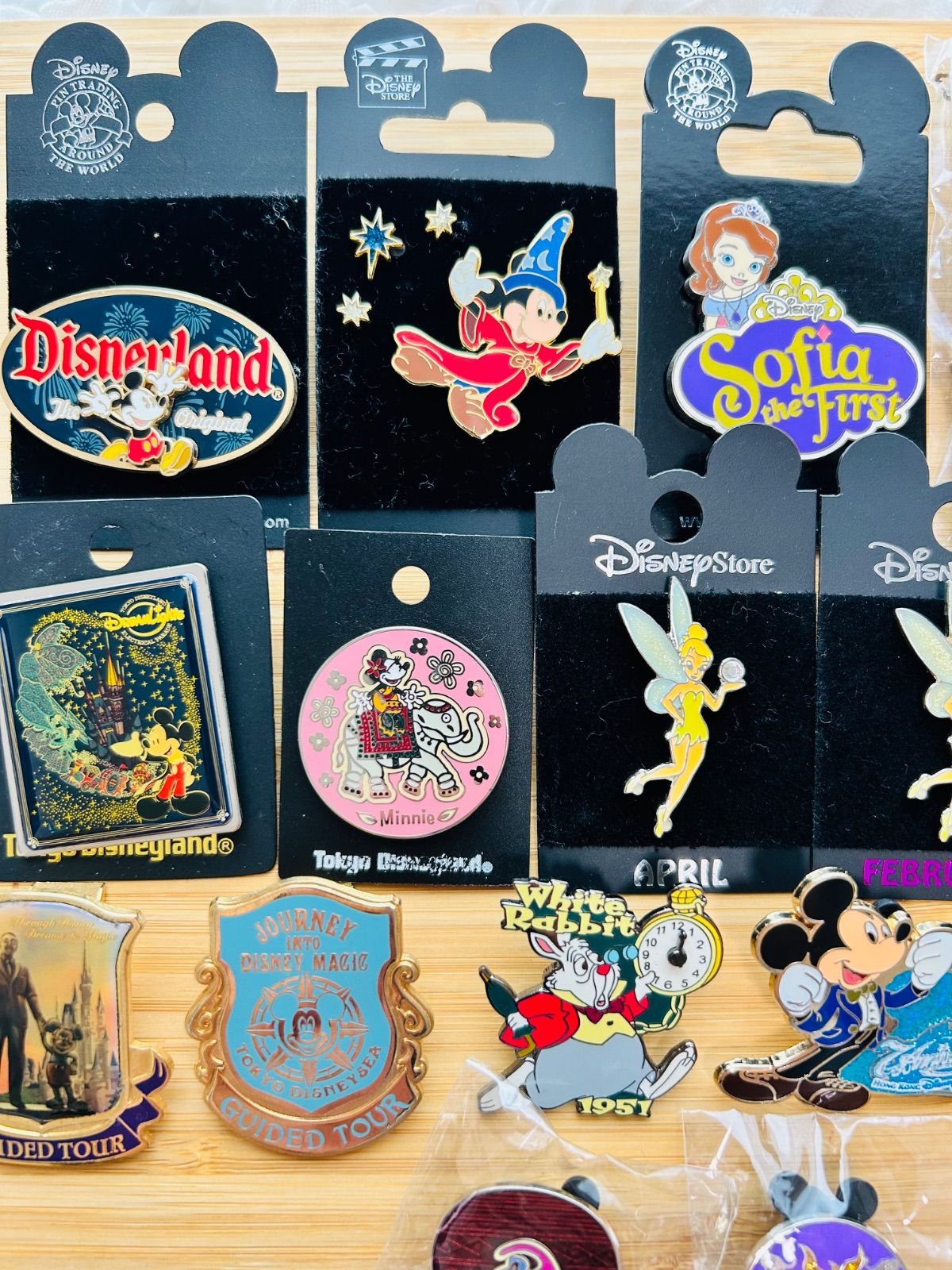 まとめ売り】 ディズニー ピンバッジセット ディズニーストア プーさん