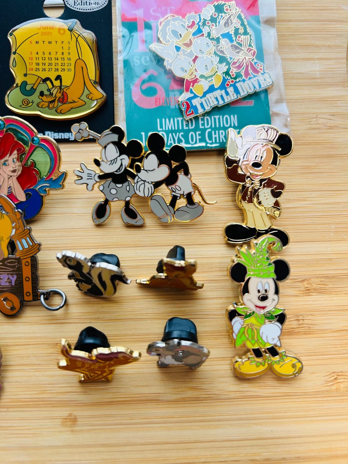 まとめ売り】 ディズニー ピンバッジセット ディズニーストア プーさん