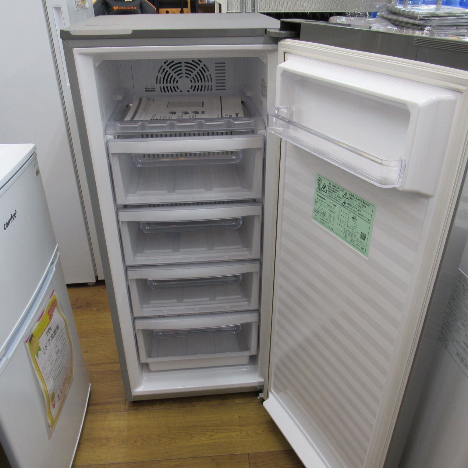 【引き取り限定】Panasonic 冷凍庫 フリーザー 2023年製 本州限定送料無料！ 中古 121L 1ドア冷凍庫 Panasonic パナソニック