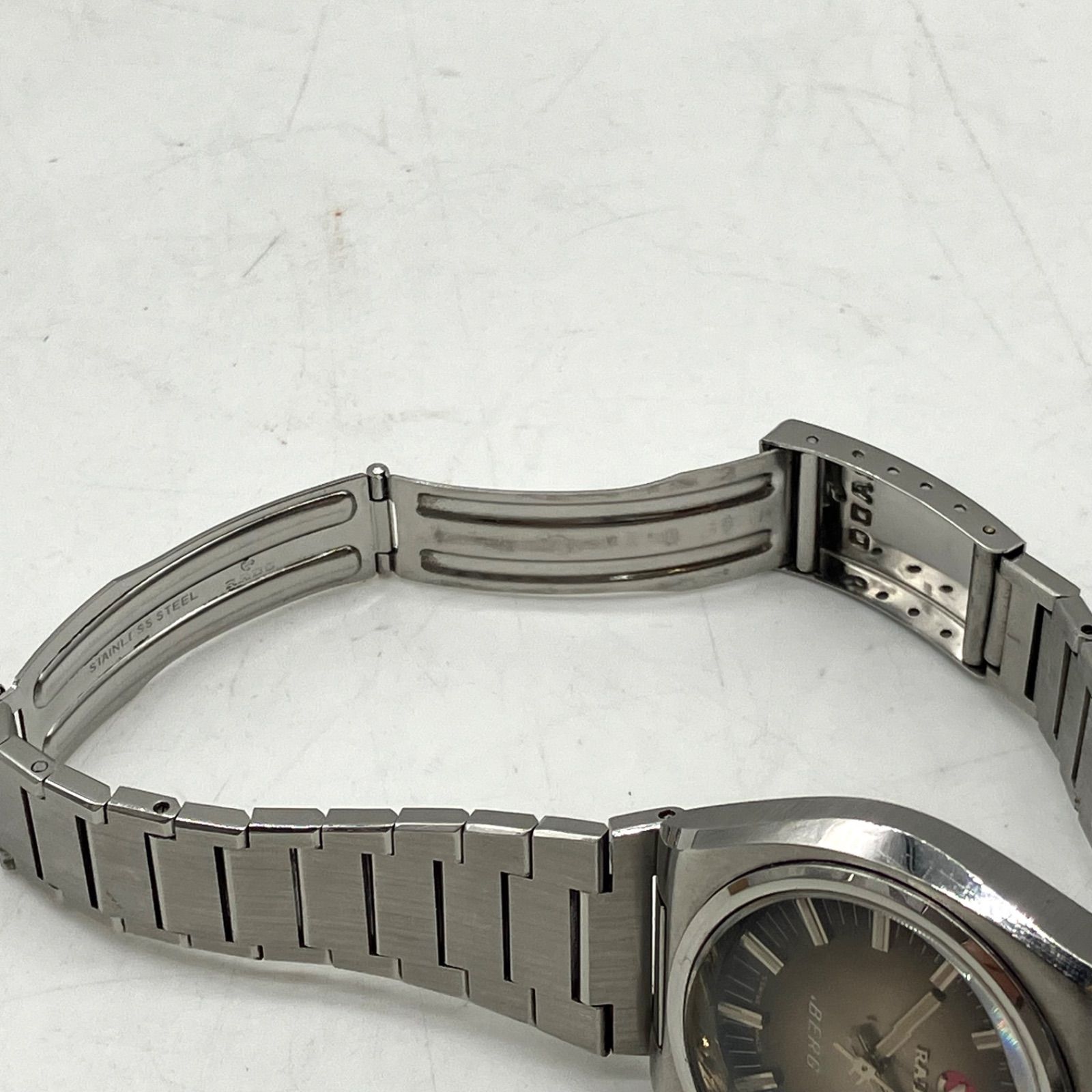 TB649【稼働品】RADO 腕時計 BERGシリーズ 3面カット加工 - メルカリ