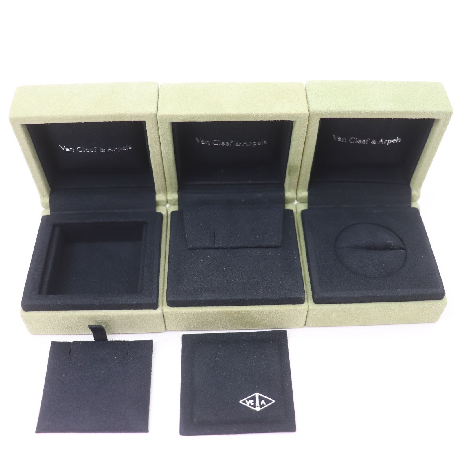 ITM0Z2EXYAOA Van Cleef & Arpels ヴァンクリーフ＆アーペル 箱