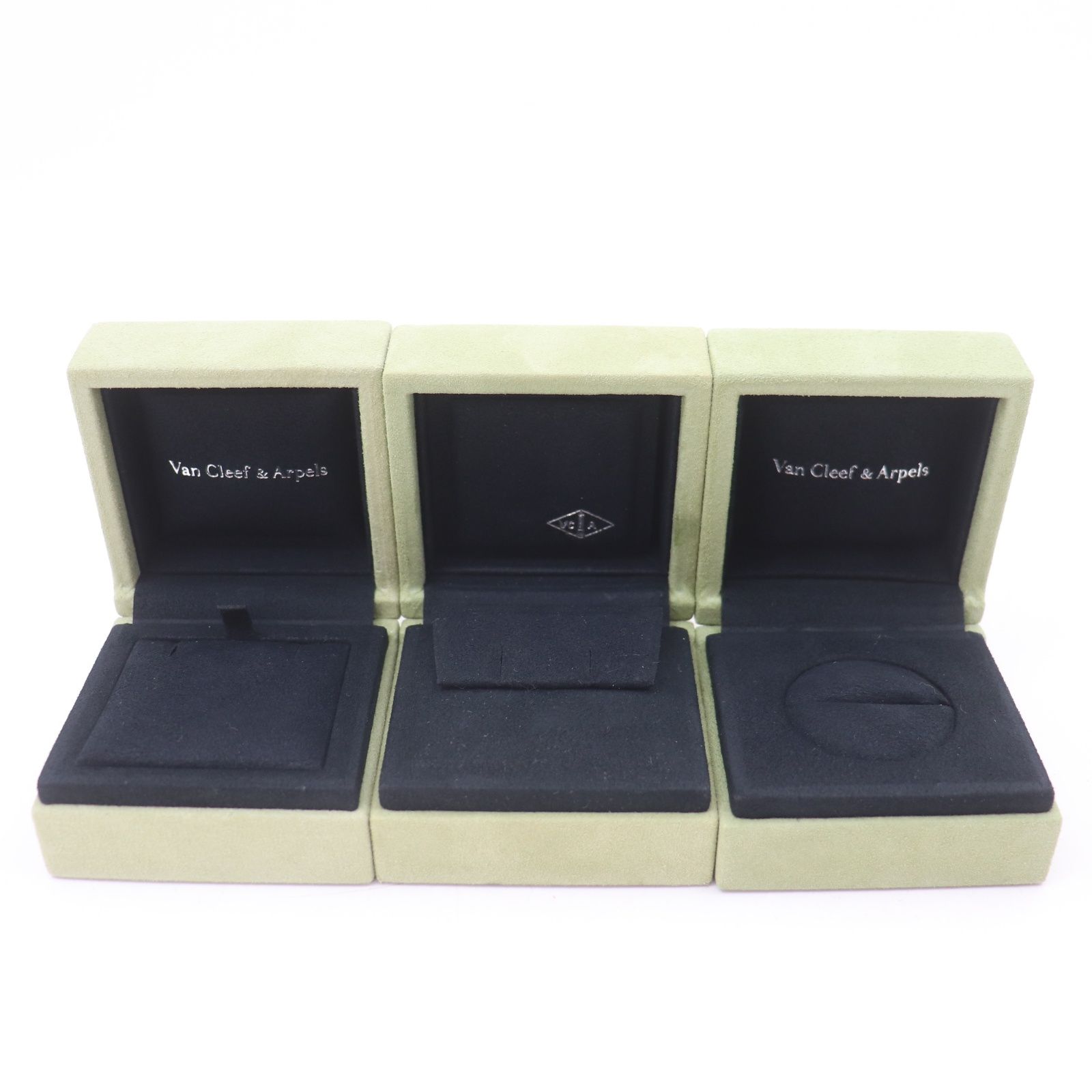 ITM0Z2EXYAOA Van Cleef & Arpels ヴァンクリーフ＆アーペル 箱
