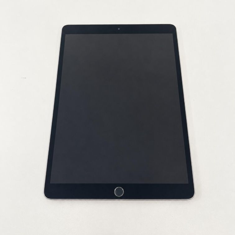 お得・美品】iPad Air (第3世代) Wi-Fi＋Cellularセルラーモデル 64GB