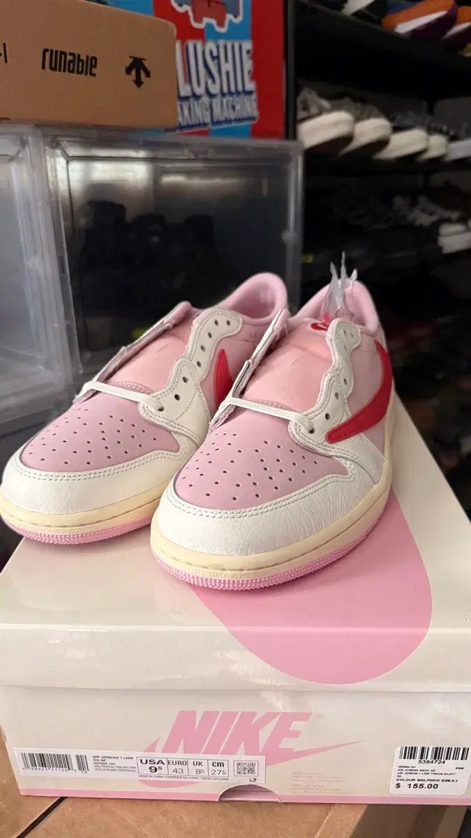 トラヴィス スコット ジョーダン 1 トロピカル ピンク