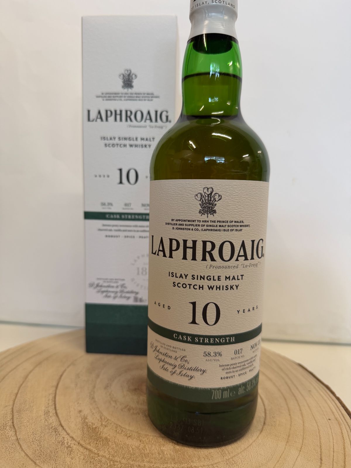 ラフロイグ 10年 カスクストレングス バッチ17　Laphroaig 10 Y.O CS Batch 17 58.3%