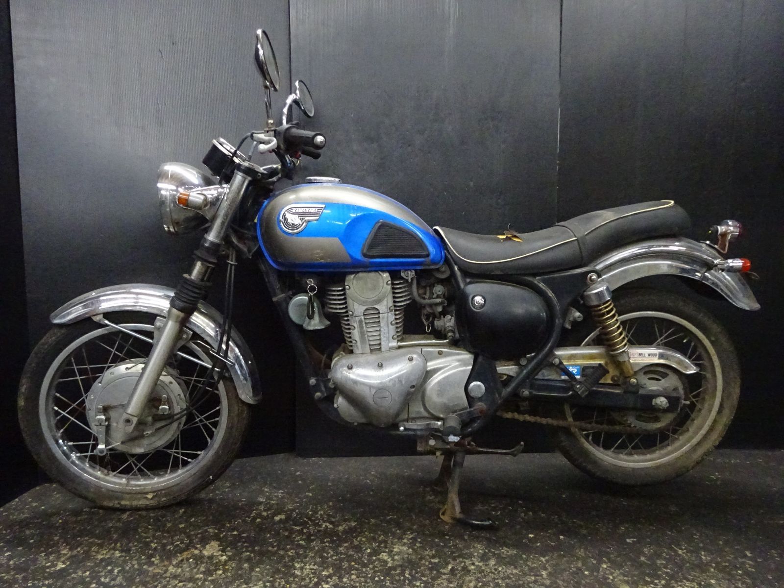 エストレヤカスタム 2001年式 BJ250A センタースタンド Kawasaki