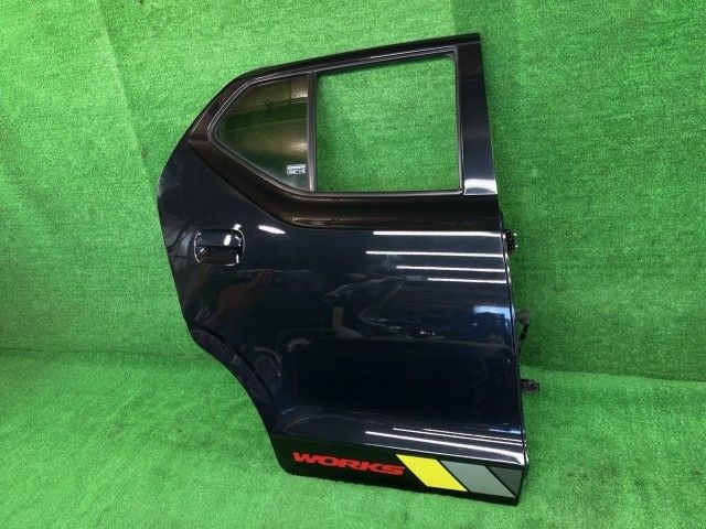 アルト HA36S 右リアドア ワークス ニホンイタ M28Q8 68003-74P11 ZJ3