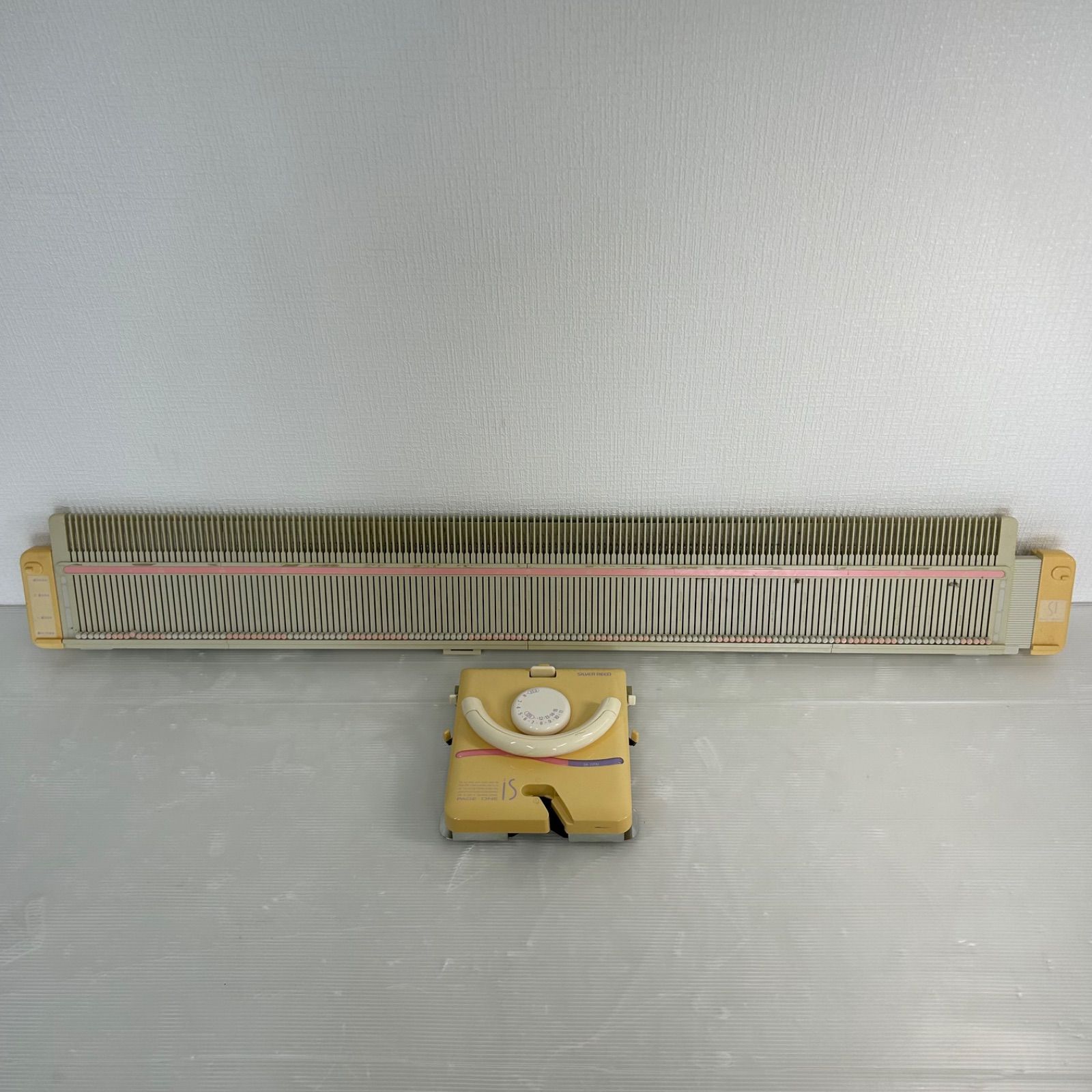 ☆編み機 ハンドクラフト 手芸 ☆SILVER REED シルバーリード SK-2200 PAGE・ONE